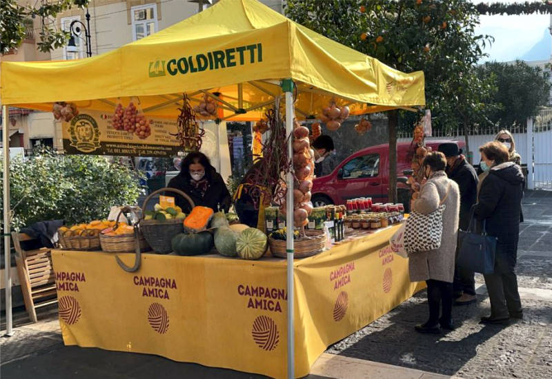 Napoli: ritorna “Campagna Amica”, i prodotti della terra a chilometro zero
