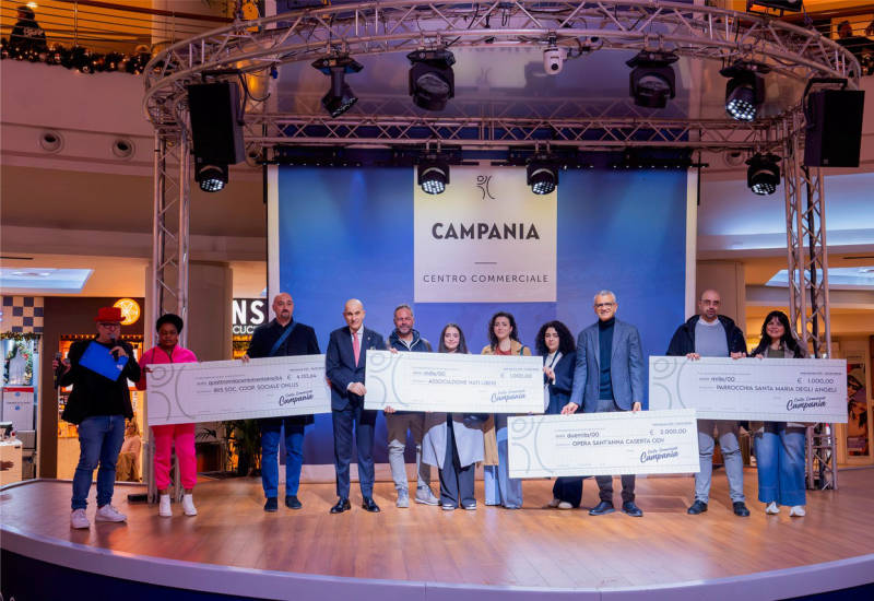 Centro Commerciale Campania, donati 8mila euro in beneficenza