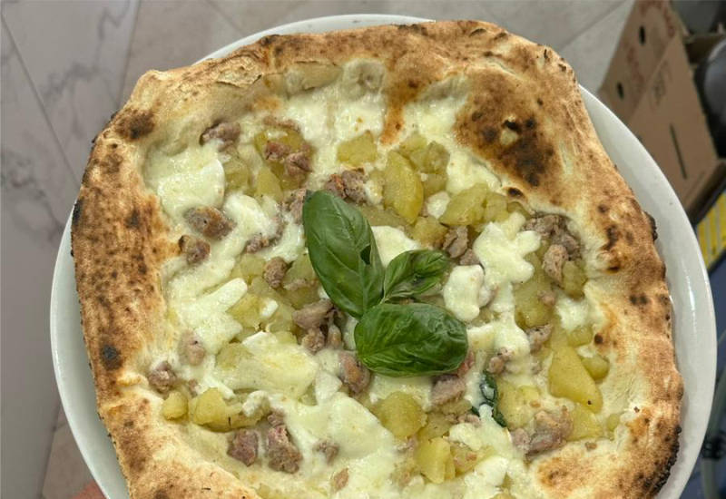 Pizza Sophia. “La Casalinga”: la pizza della casa, dei ricordi, del cuore