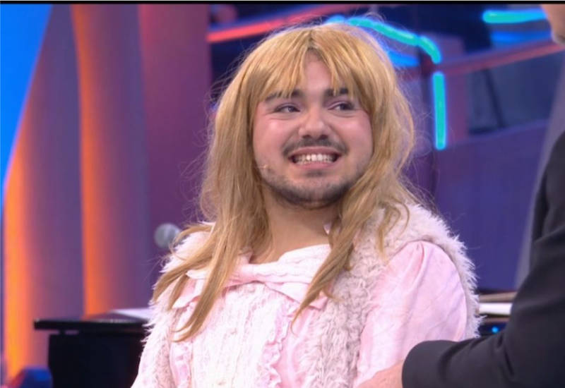 Il capuano Salvatore Ferdinadez in finale alla “Corrida” di Amadesus.